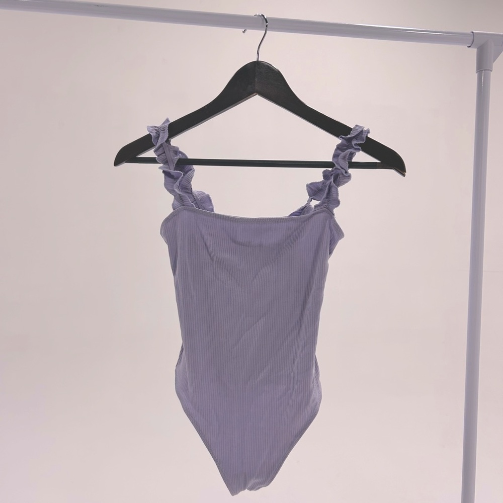 Aritzia bodysuit